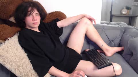 Maxim online show from February 2025 09:12:01 PM