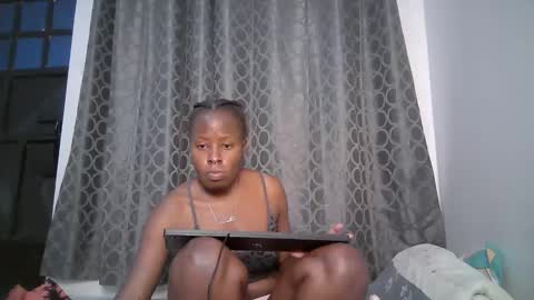 iynika online show from May 2026 09:20:01 PM