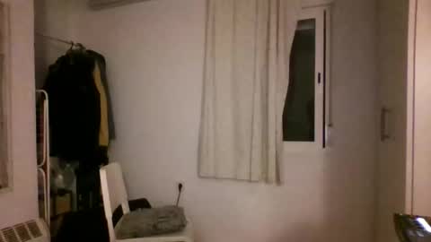 Snapshot of iyoperro chatting on February 2026 01:50:02 AM Casandro online show from February 2026 01:50:02 AM