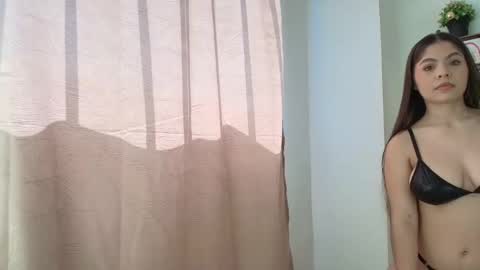 Izabella online show from December 2024 03:19:02 PM