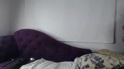 Izabella online show from September 2025 10:58:02 PM