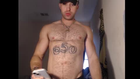 izak144 online show from December 2024 05:33:01 PM