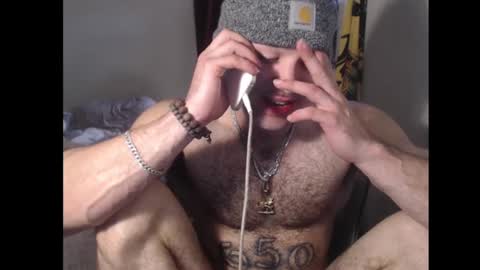 izak144 online show from February 2025 09:31:01 PM