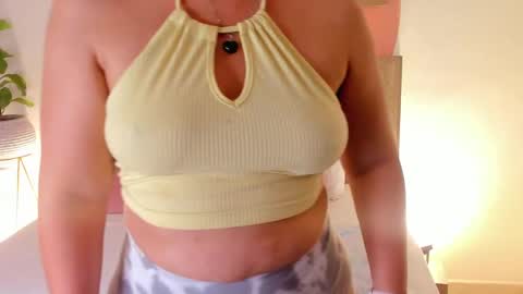 Iza online show from January 2025 05:11:02 AM