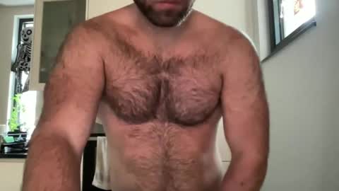 Izylduur online show from October 2025 08:04:02 AM