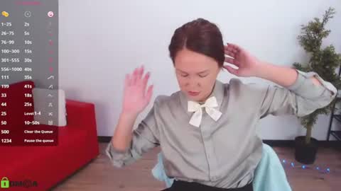 Snapshot of izzy_cam chatting on June 2026 05:21:01 AM Queen of nylon Victoria online show from June 2026 05:21:01 AM