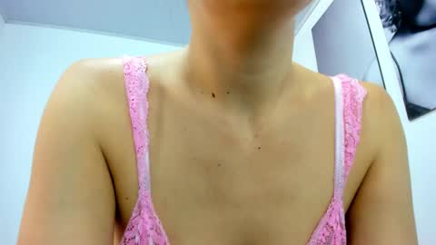 Izzy online show from December 2024 04:17:01 PM