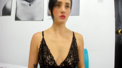 Izzy online show from January 2025 02:13:01 PM