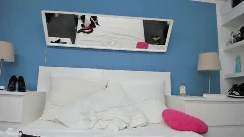 Izzy Mendosa online show from March 2025 10:21:01 PM