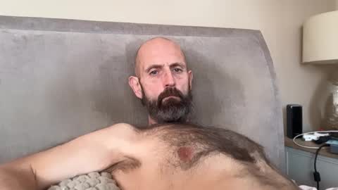 izzysboytoy1 online show from March 2026 01:39:01 PM