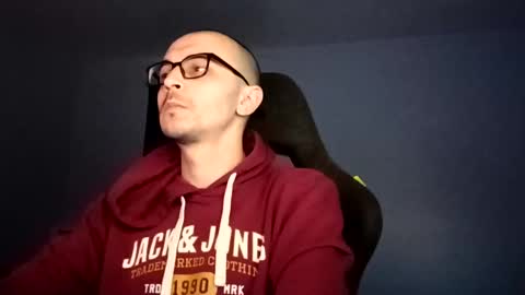 Yoursexxyguy online show from February 2025 10:52:02 PM