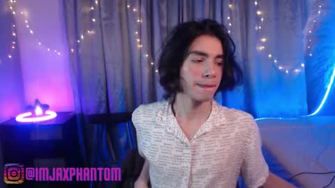 Hey im Jaxxxon check my info     online show from December 2024 09:49:02 AM