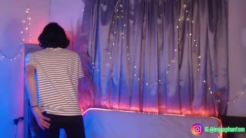 Hey im Jaxxxon check my info     online show from October 2025 09:21:02 AM