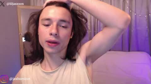 Hey im Jaxxxon check my info     online show from May 2026 12:24:02 PM