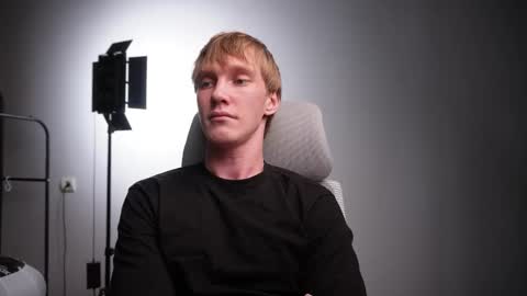 Danny online show from November 2025 07:08:01 AM