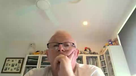 jacal711 online show from May 2026 02:28:02 AM