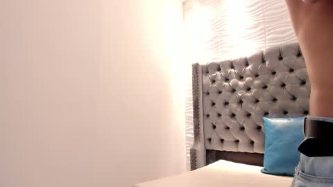 Jacoock online show from November 2025 04:03:02 AM