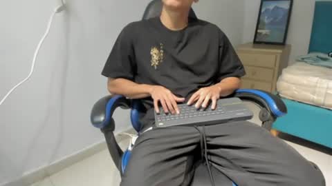 Snapshot of jace_parker chatting on June 2026 12:52:02 AM jace_parker online show from June 2026 12:52:02 AM