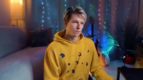 brestonsweet online show from March 2026 07:25:01 PM