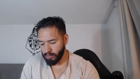 Snapshot of jack_master_muscle chatting on March 2026 11:29:02 PM jack and leah online show from March 2026 11:29:02 PM