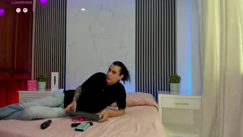 Snapshot of jackandrosse_ chatting on March 2026 03:38:02 PM Jack Rosse online show from March 2026 03:38:02 PM