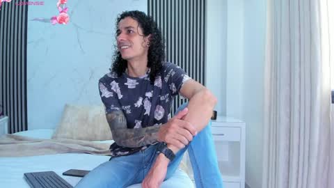 Snapshot of jackandrosse_ chatting on March 2026 02:06:01 PM Jack Rosse online show from March 2026 02:06:01 PM