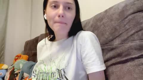 Alice online show from November 2025 04:26:02 AM