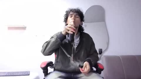 Snapshot of jackestaylor chatting on December 2025 08:51:02 AM Jackes Taylor online show from December 2025 08:51:02 AM