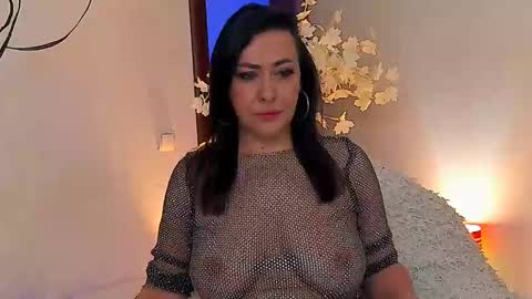 Jackie online show from January 2025 11:48:01 AM