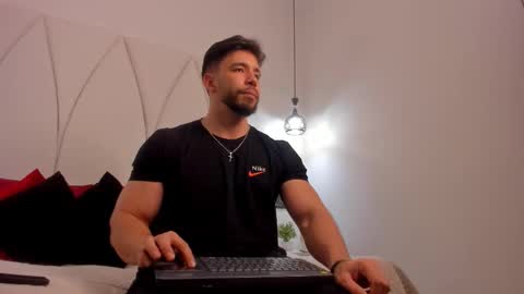 Jckson Stifler online show from September 2025 08:25:01 PM