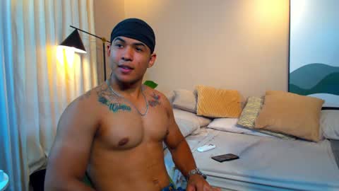 Snapshot of jacksonbell9 chatting on December 2024 04:36:02 PM Jackson Bell online show from December 2024 04:36:02 PM