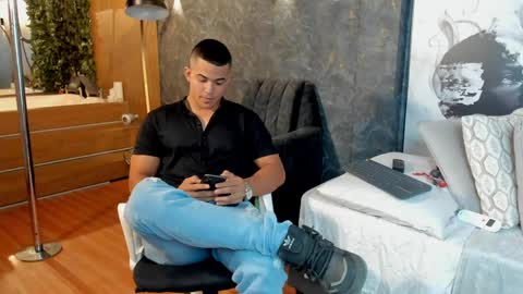 Snapshot of jacksonbell9 chatting on January 2025 04:22:01 PM Jackson Bell online show from January 2025 04:22:01 PM