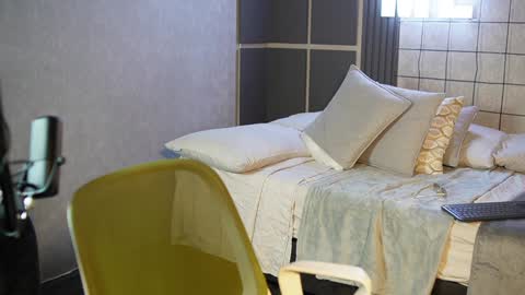 Snapshot of jacksonbell9 chatting on February 2025 04:22:01 PM Jackson Bell online show from February 2025 04:22:01 PM