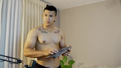 Snapshot of jacksonbell9 chatting on February 2025 12:36:02 PM Jackson Bell online show from February 2025 12:36:02 PM