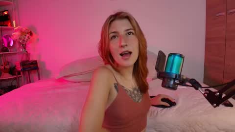 Linda Sofia help me get to 100 thumbs up online show from February 2025 05:08:01 AM