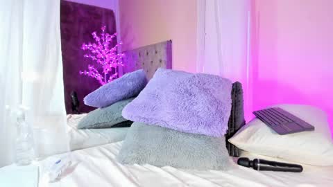 Jacky hoott online show from January 2025 08:28:01 PM