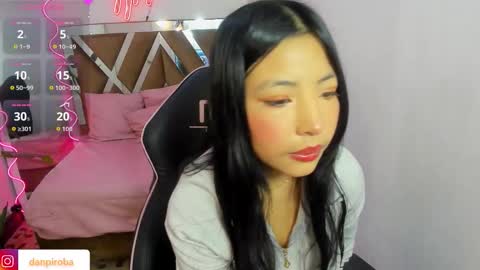 Snapshot of jackye_tay chatting on September 2025 11:21:02 AM JACKYE online show from September 2025 11:21:02 AM
