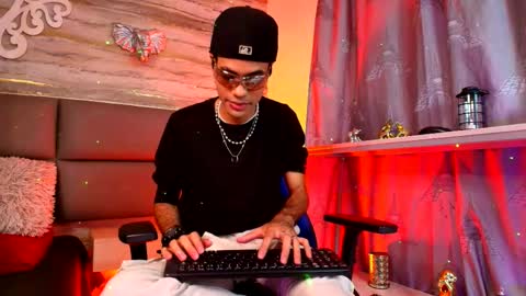 jacob_blackwell online show from October 2025 08:28:01 PM