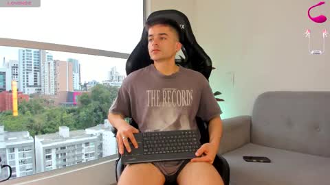 JACOB FERRER online show from February 2026 07:01:02 PM