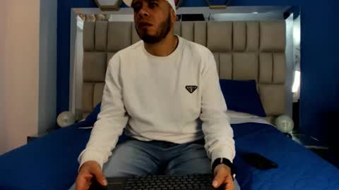 jacob_garcia_ online show from November 2025 11:54:01 AM