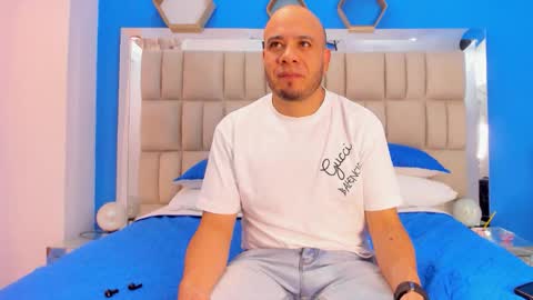 jacob_garcia_ online show from November 2025 07:38:01 PM