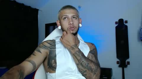 Snapshot of jacob_zane1 chatting on February 2025 04:44:02 AM Michael Caicedo online show from February 2025 04:44:02 AM