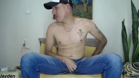 Jacob And Jayden online show from March 2026 06:01:01 PM