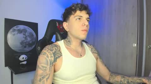 jacobb116 online show from November 2025 01:06:01 AM