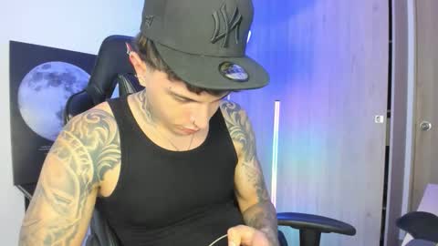 jacobb116 online show from November 2025 01:26:02 AM