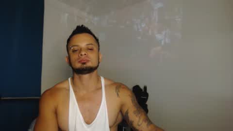 jacobjamess online show from December 2025 04:40:01 AM