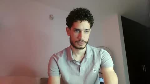 JACOB  ROBIN online show from October 2025 02:36:02 PM