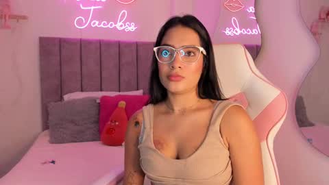 Snapshot of jacobss_gh chatting on October 2025 10:30:01 PM JACOBSS online show from October 2025 10:30:01 PM