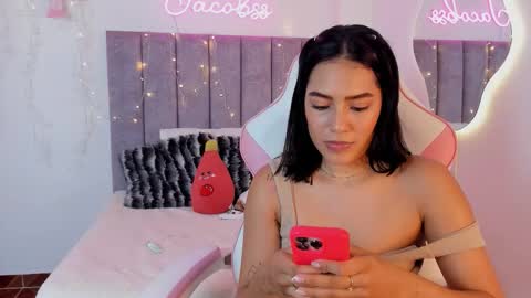 Snapshot of jacobss_gh chatting on November 2025 01:27:01 AM JACOBSS online show from November 2025 01:27:01 AM