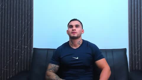 jacobsthorm online show from November 2025 03:05:02 AM